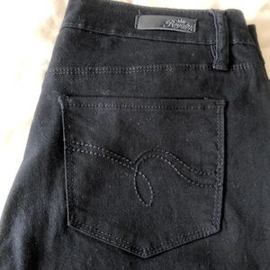 Black skinny jeans